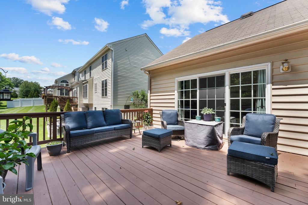 249 WHITWORTH DR, CULPEPER, Virginia 22701, 4 Bedrooms Bedrooms, ,2 BathroomsBathrooms,Residential,249 WHITWORTH DR,VACU2010820 MLS # VACU2010820