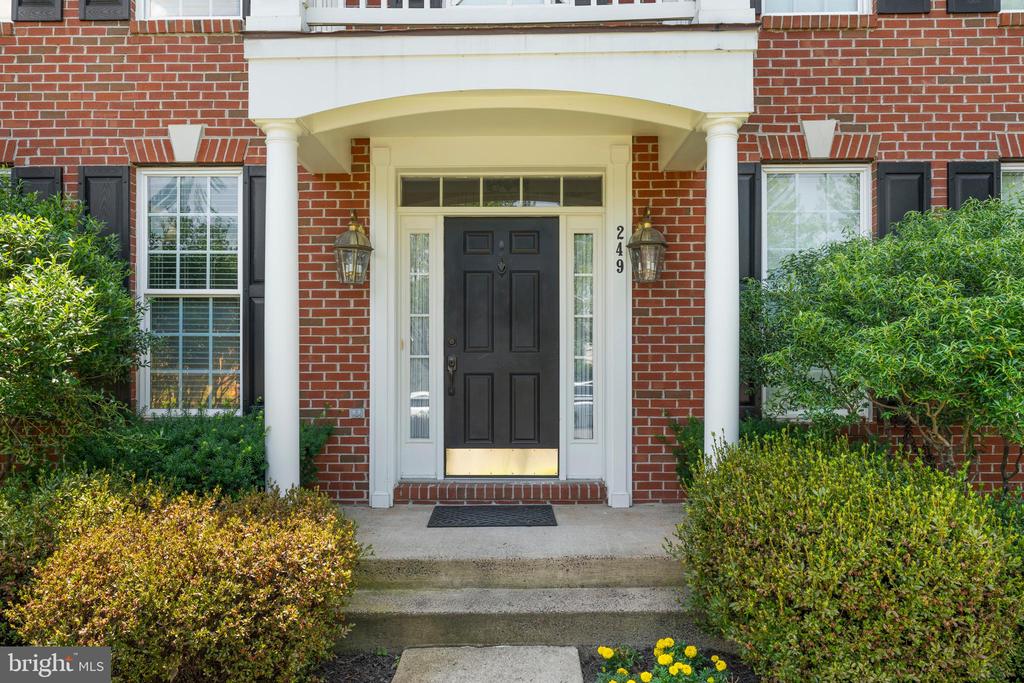 249 WHITWORTH DR, CULPEPER, Virginia 22701, 4 Bedrooms Bedrooms, ,2 BathroomsBathrooms,Residential,249 WHITWORTH DR,VACU2010820 MLS # VACU2010820
