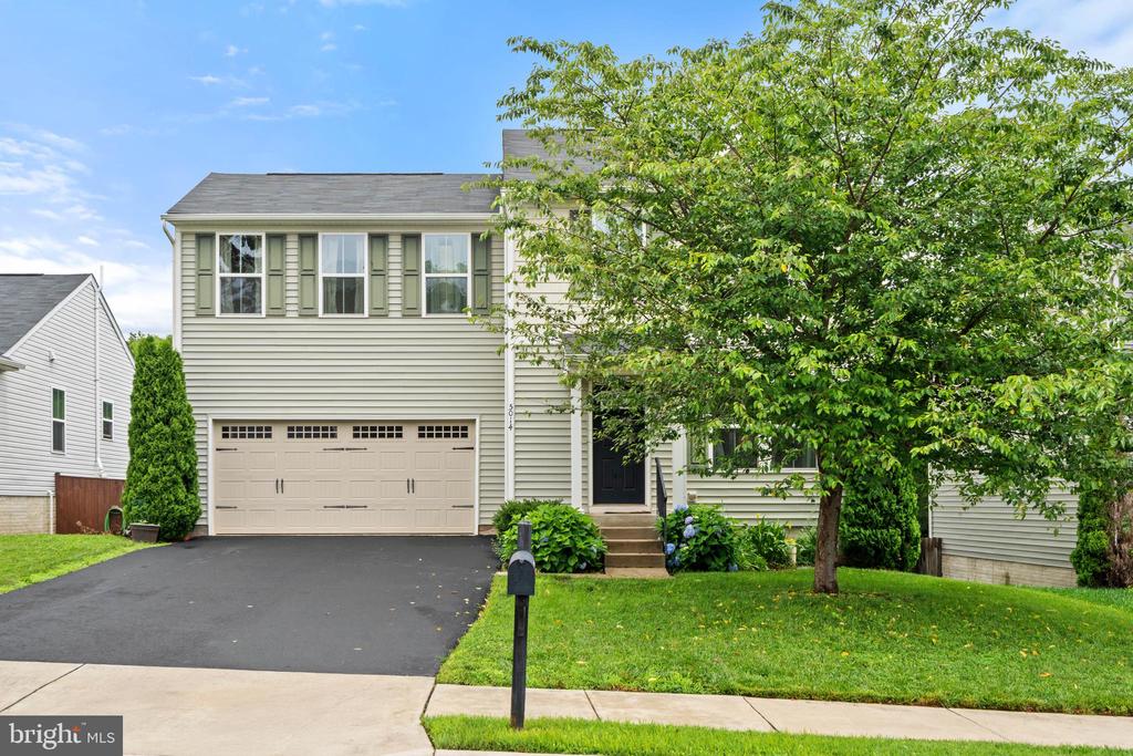 5014 GODWINS LANDING DR, REMINGTON, Virginia 22734, 4 Bedrooms Bedrooms, ,2 BathroomsBathrooms,Residential,5014 GODWINS LANDING DR,VAFQ2017030 MLS # VAFQ2017030