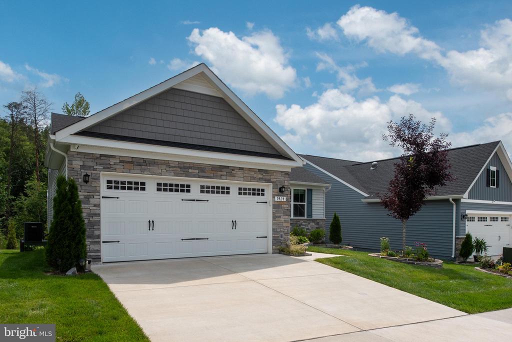 7424 BRENTFORD TER, FREDERICKSBURG, Virginia 22407, 3 Bedrooms Bedrooms, ,2 BathroomsBathrooms,Residential,7424 BRENTFORD TER,VASP2033960 MLS # VASP2033960