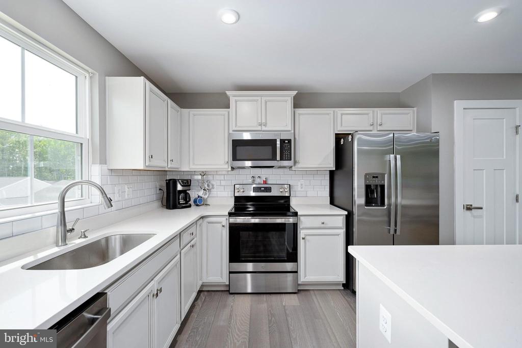 7424 BRENTFORD TER, FREDERICKSBURG, Virginia 22407, 3 Bedrooms Bedrooms, ,2 BathroomsBathrooms,Residential,7424 BRENTFORD TER,VASP2033960 MLS # VASP2033960