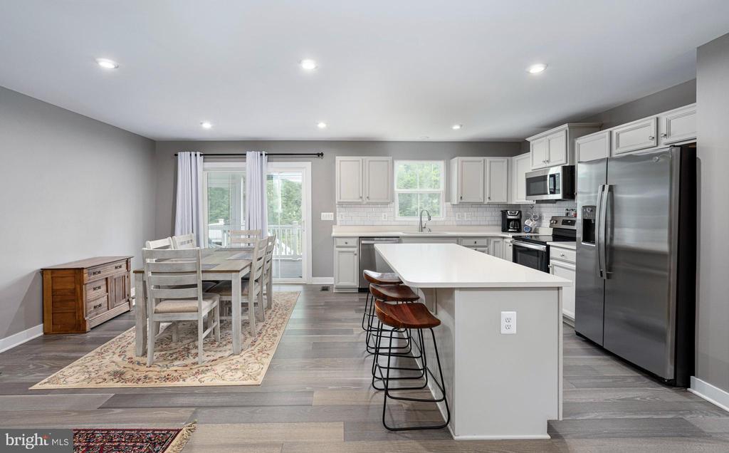 7424 BRENTFORD TER, FREDERICKSBURG, Virginia 22407, 3 Bedrooms Bedrooms, ,2 BathroomsBathrooms,Residential,7424 BRENTFORD TER,VASP2033960 MLS # VASP2033960