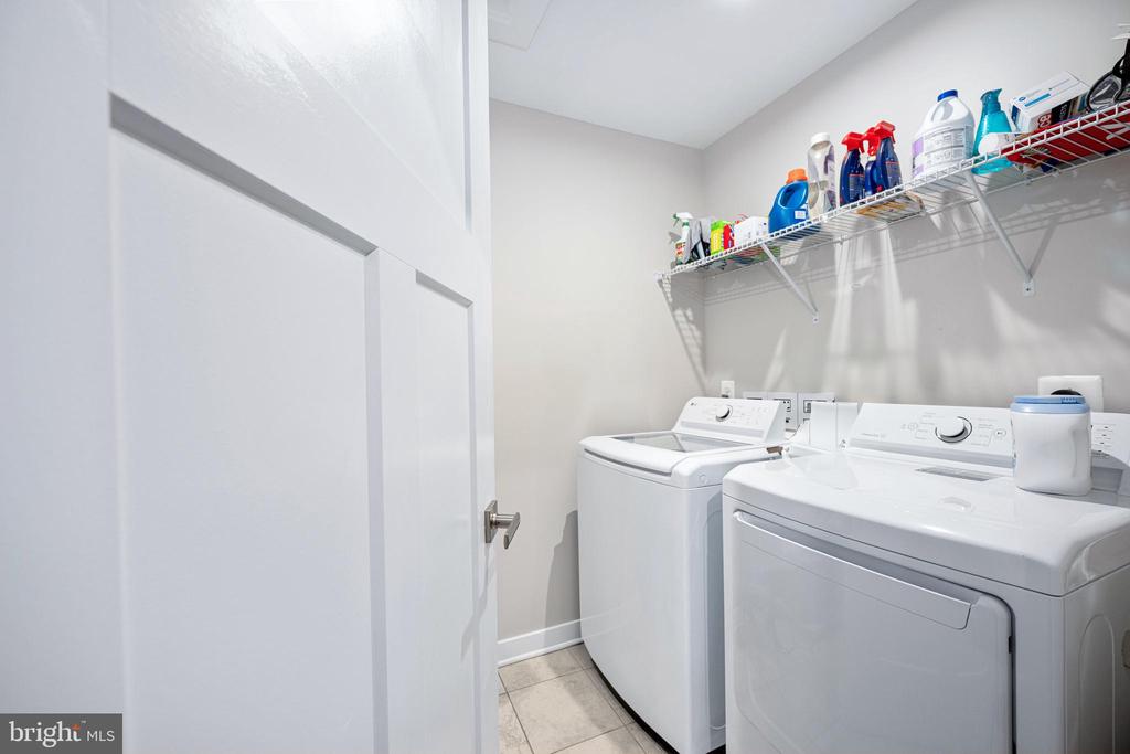 7424 BRENTFORD TER, FREDERICKSBURG, Virginia 22407, 3 Bedrooms Bedrooms, ,2 BathroomsBathrooms,Residential,7424 BRENTFORD TER,VASP2033960 MLS # VASP2033960