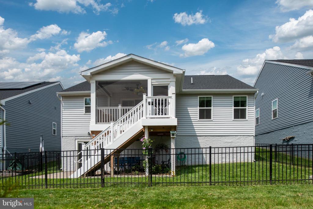 7424 BRENTFORD TER, FREDERICKSBURG, Virginia 22407, 3 Bedrooms Bedrooms, ,2 BathroomsBathrooms,Residential,7424 BRENTFORD TER,VASP2033960 MLS # VASP2033960