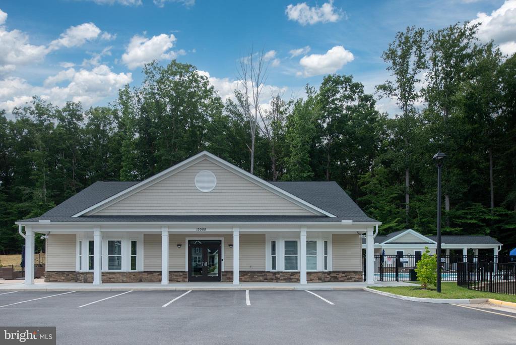 7424 BRENTFORD TER, FREDERICKSBURG, Virginia 22407, 3 Bedrooms Bedrooms, ,2 BathroomsBathrooms,Residential,7424 BRENTFORD TER,VASP2033960 MLS # VASP2033960