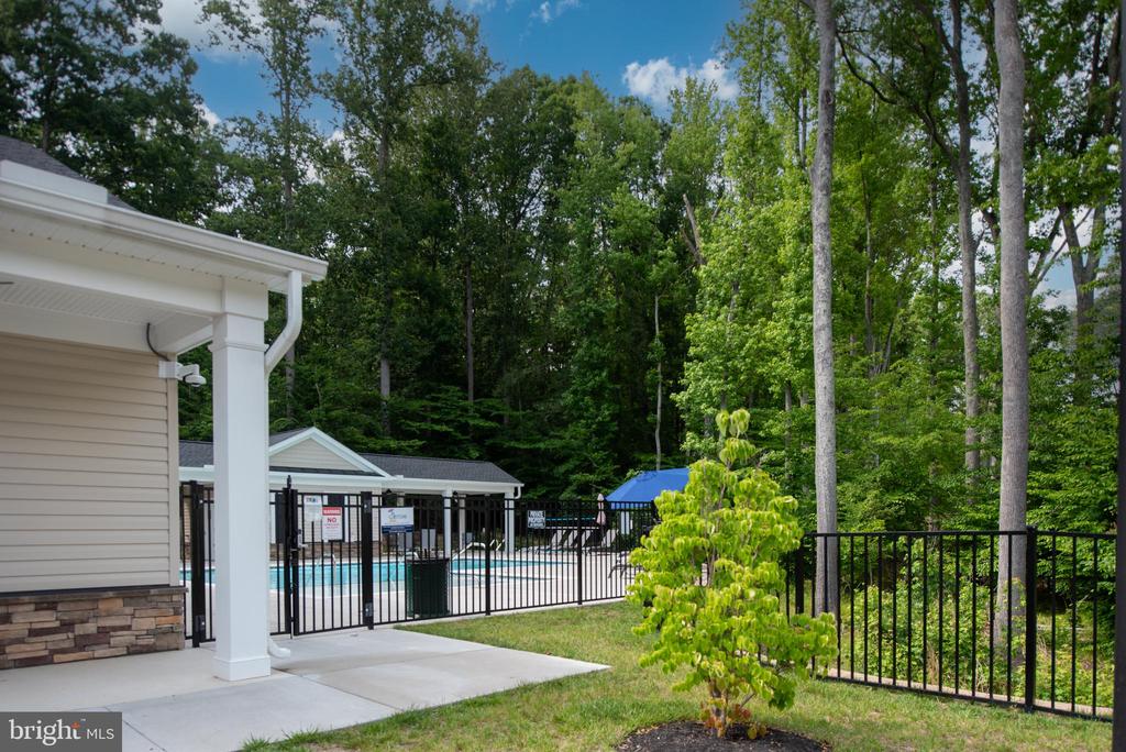 7424 BRENTFORD TER, FREDERICKSBURG, Virginia 22407, 3 Bedrooms Bedrooms, ,2 BathroomsBathrooms,Residential,7424 BRENTFORD TER,VASP2033960 MLS # VASP2033960