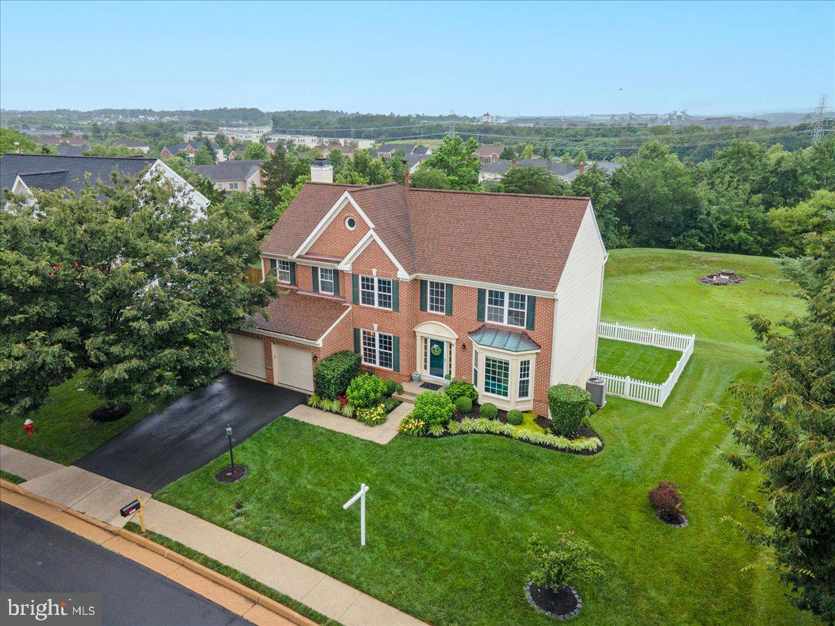 19955 ALEXANDRAS GROVE DR, ASHBURN, Virginia 20147, 5 Bedrooms Bedrooms, ,3 BathroomsBathrooms,Residential,For sale,19955 ALEXANDRAS GROVE DR,VALO2099318 MLS # VALO2099318