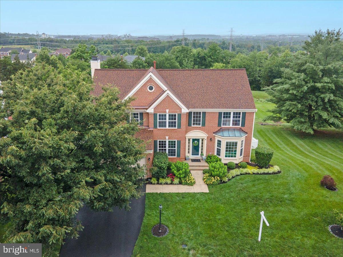 19955 ALEXANDRAS GROVE DR, ASHBURN, Virginia 20147, 5 Bedrooms Bedrooms, ,3 BathroomsBathrooms,Residential,For sale,19955 ALEXANDRAS GROVE DR,VALO2099318 MLS # VALO2099318