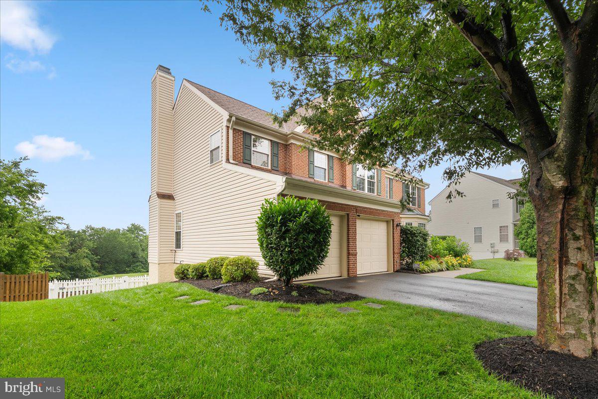 19955 ALEXANDRAS GROVE DR, ASHBURN, Virginia 20147, 5 Bedrooms Bedrooms, ,3 BathroomsBathrooms,Residential,For sale,19955 ALEXANDRAS GROVE DR,VALO2099318 MLS # VALO2099318