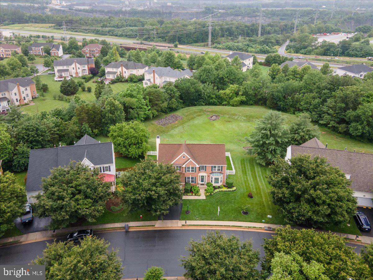 19955 ALEXANDRAS GROVE DR, ASHBURN, Virginia 20147, 5 Bedrooms Bedrooms, ,3 BathroomsBathrooms,Residential,For sale,19955 ALEXANDRAS GROVE DR,VALO2099318 MLS # VALO2099318