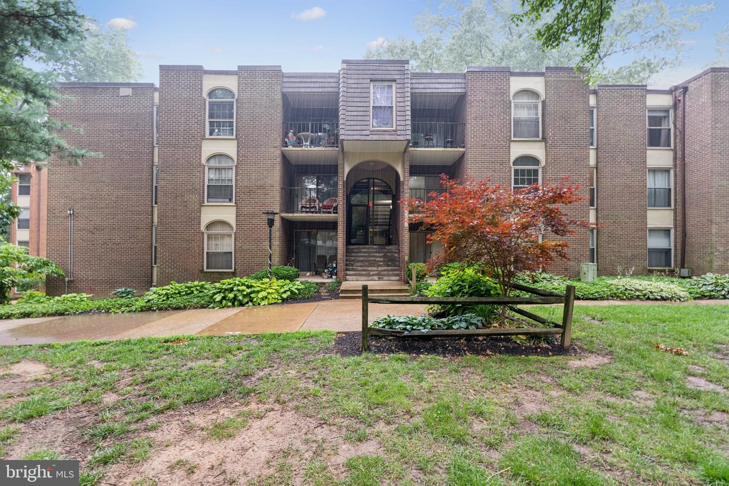 3358 WOODBURN RD #24, ANNANDALE, Virginia 22003, 1 Bedroom Bedrooms, ,1 BathroomBathrooms,Residential,For sale,3358 WOODBURN RD #24,VAFX2247060 MLS # VAFX2247060