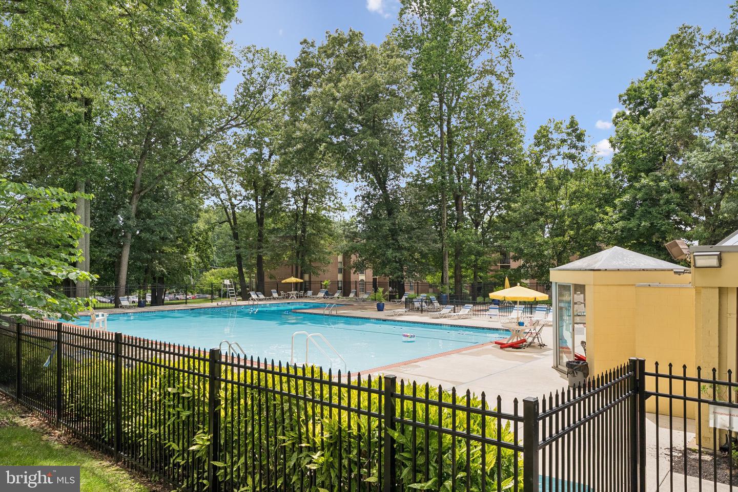 3358 WOODBURN RD #24, ANNANDALE, Virginia 22003, 1 Bedroom Bedrooms, ,1 BathroomBathrooms,Residential,For sale,3358 WOODBURN RD #24,VAFX2247060 MLS # VAFX2247060