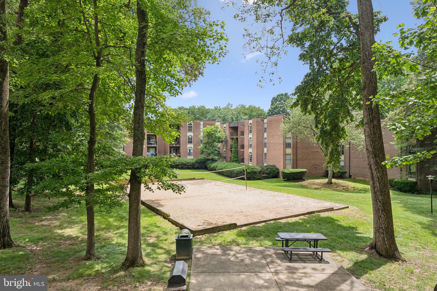 3358 WOODBURN RD #24, ANNANDALE, Virginia 22003, 1 Bedroom Bedrooms, ,1 BathroomBathrooms,Residential,For sale,3358 WOODBURN RD #24,VAFX2247060 MLS # VAFX2247060