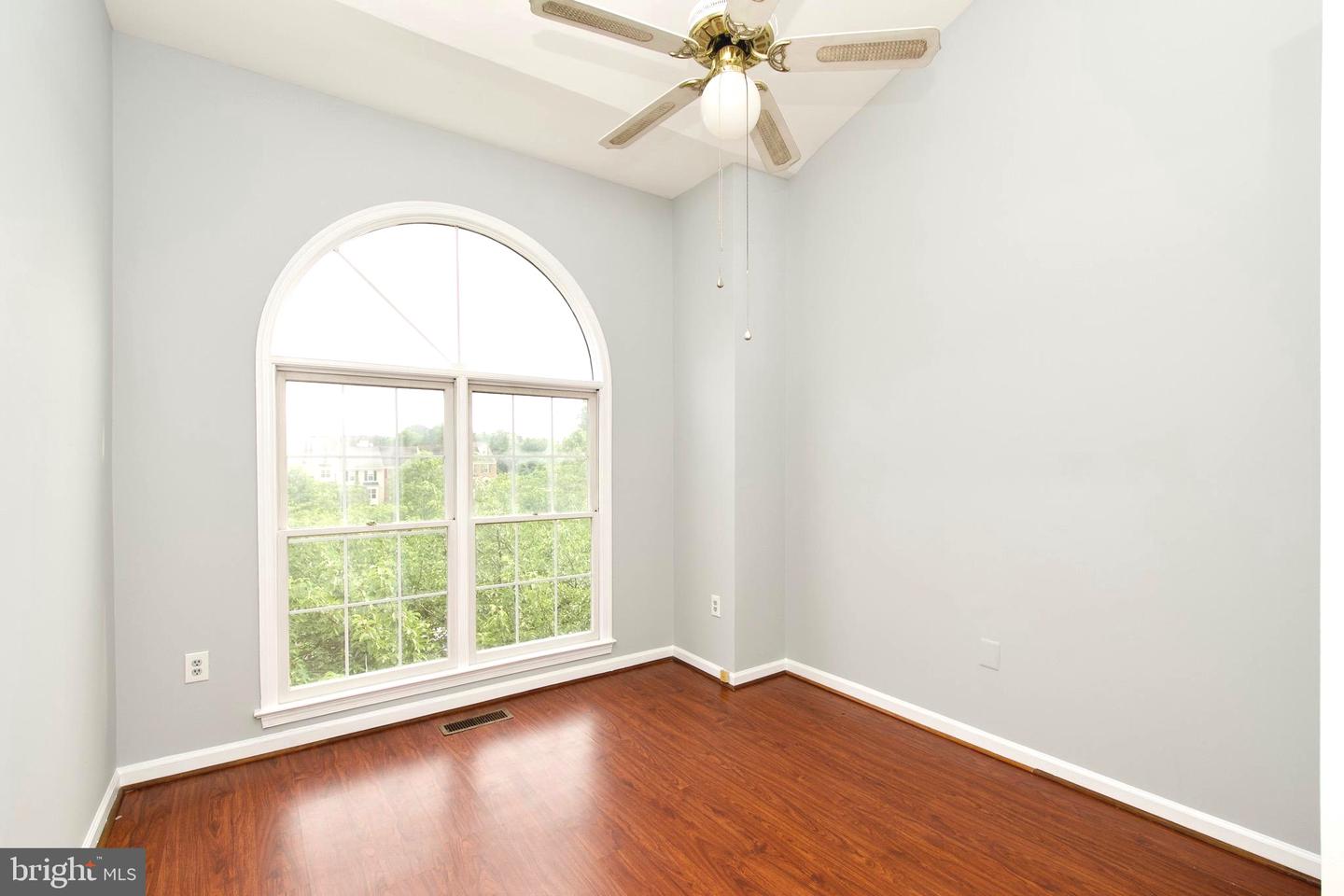 14552 WOODGATE MANOR PL, CENTREVILLE, Virginia 20120, 3 Bedrooms Bedrooms, ,3 BathroomsBathrooms,Residential,For sale,14552 WOODGATE MANOR PL,VAFX2247112 MLS # VAFX2247112