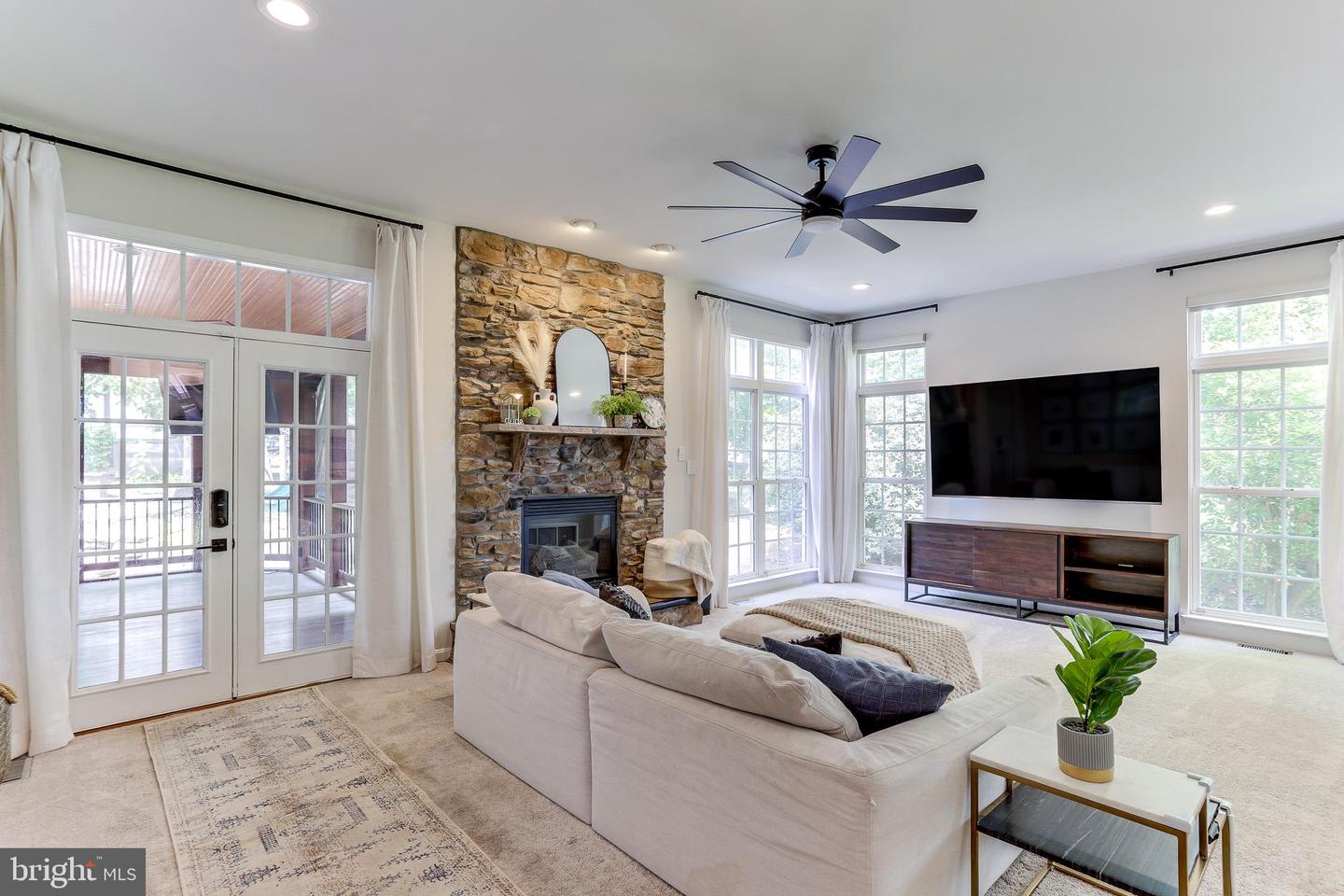 7948 SEQUOIA PARK WAY, BRISTOW, Virginia 20136, 4 Bedrooms Bedrooms, ,3 BathroomsBathrooms,Residential,For sale,7948 SEQUOIA PARK WAY,VAPW2096940 MLS # VAPW2096940