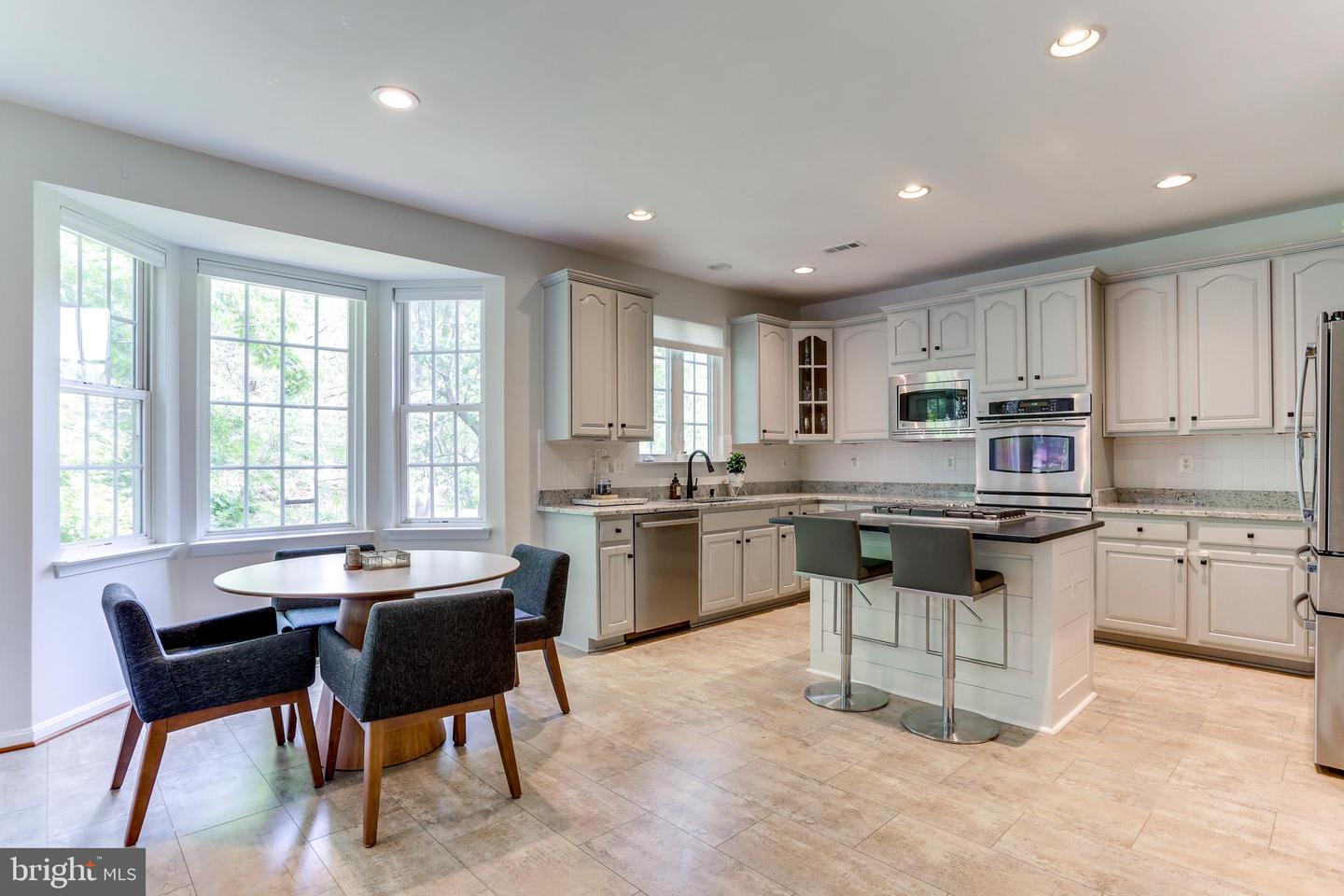7948 SEQUOIA PARK WAY, BRISTOW, Virginia 20136, 4 Bedrooms Bedrooms, ,3 BathroomsBathrooms,Residential,For sale,7948 SEQUOIA PARK WAY,VAPW2096940 MLS # VAPW2096940