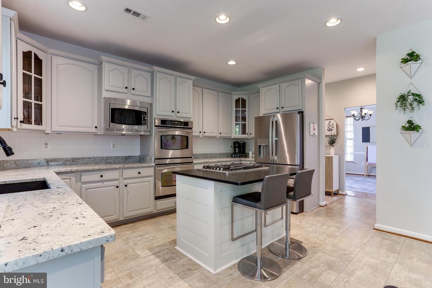 7948 SEQUOIA PARK WAY, BRISTOW, Virginia 20136, 4 Bedrooms Bedrooms, ,3 BathroomsBathrooms,Residential,For sale,7948 SEQUOIA PARK WAY,VAPW2096940 MLS # VAPW2096940