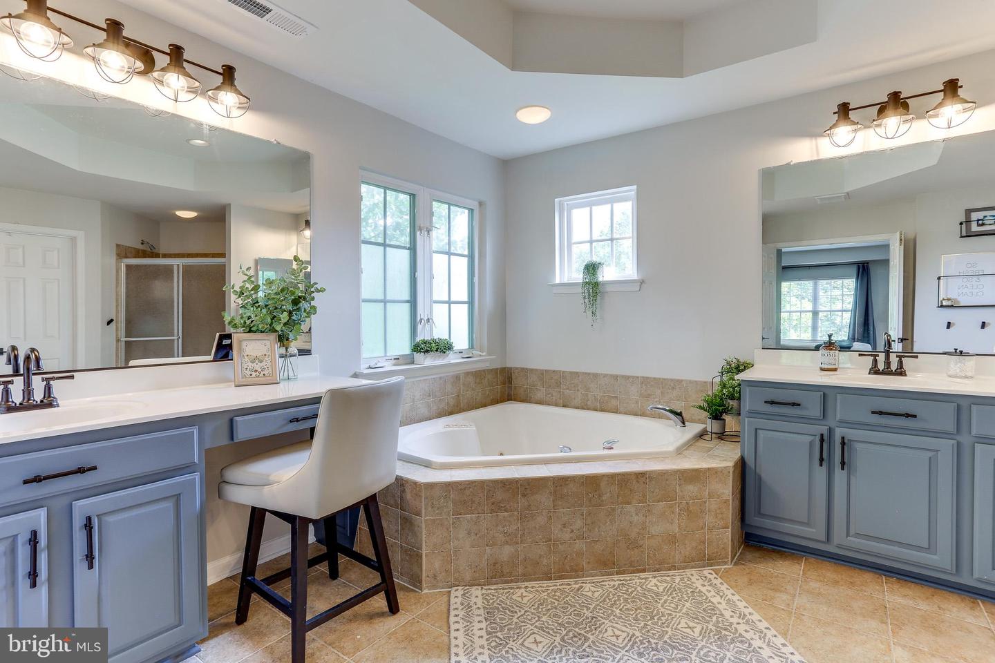 7948 SEQUOIA PARK WAY, BRISTOW, Virginia 20136, 4 Bedrooms Bedrooms, ,3 BathroomsBathrooms,Residential,For sale,7948 SEQUOIA PARK WAY,VAPW2096940 MLS # VAPW2096940