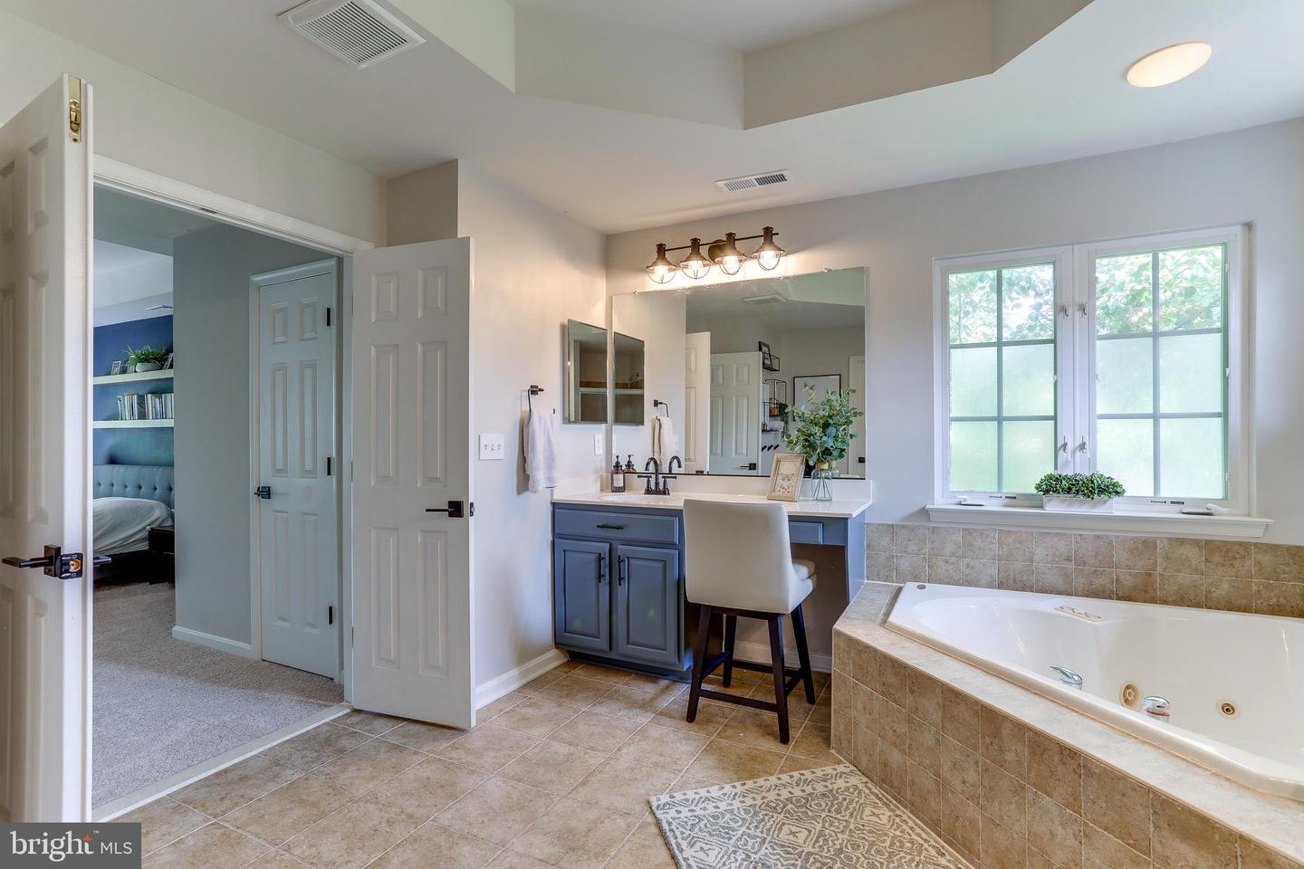 7948 SEQUOIA PARK WAY, BRISTOW, Virginia 20136, 4 Bedrooms Bedrooms, ,3 BathroomsBathrooms,Residential,For sale,7948 SEQUOIA PARK WAY,VAPW2096940 MLS # VAPW2096940