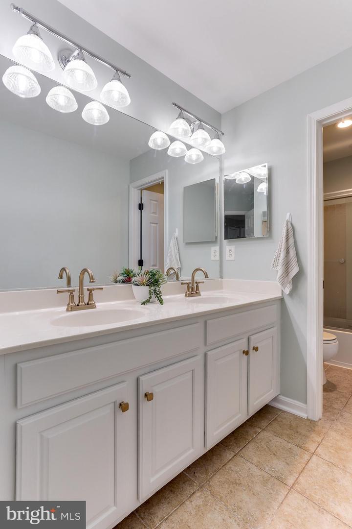 7948 SEQUOIA PARK WAY, BRISTOW, Virginia 20136, 4 Bedrooms Bedrooms, ,3 BathroomsBathrooms,Residential,For sale,7948 SEQUOIA PARK WAY,VAPW2096940 MLS # VAPW2096940