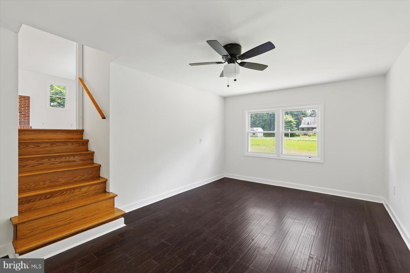 9399 DAHLGREN RD, KING GEORGE, Virginia 22485, 3 Bedrooms Bedrooms, ,2 BathroomsBathrooms,Residential,For sale,9399 DAHLGREN RD,VAKG2006572 MLS # VAKG2006572