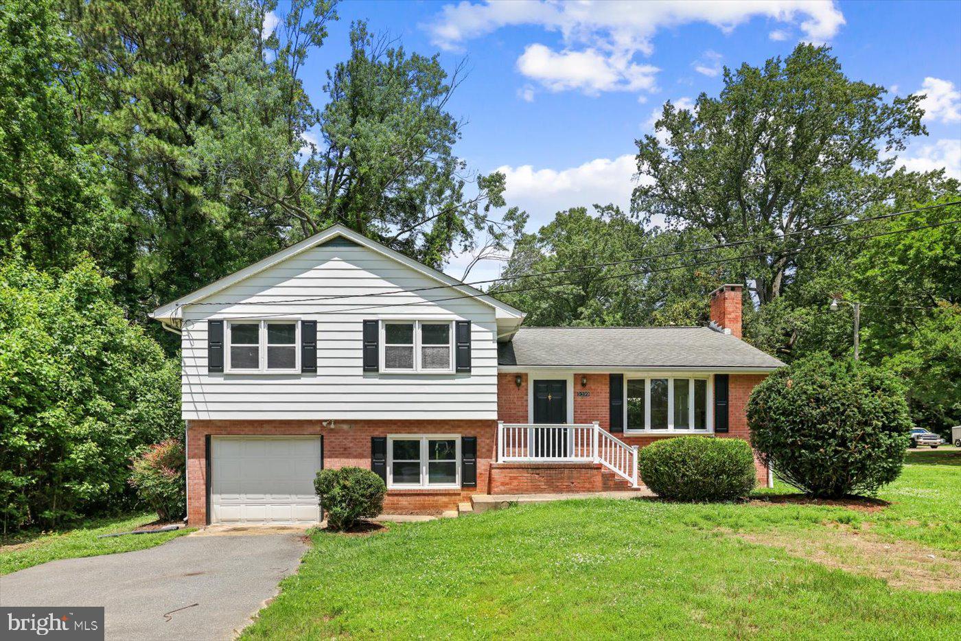 9399 DAHLGREN RD, KING GEORGE, Virginia 22485, 3 Bedrooms Bedrooms, ,2 BathroomsBathrooms,Residential,For sale,9399 DAHLGREN RD,VAKG2006572 MLS # VAKG2006572