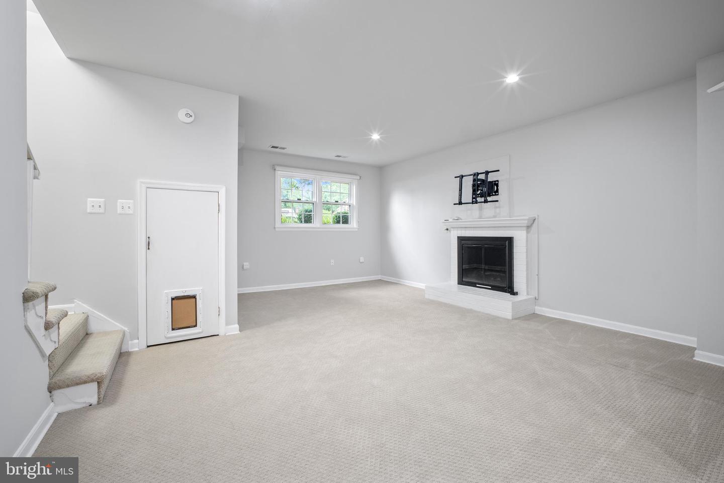 10462 MALONE CT, FAIRFAX, Virginia 22032, 3 Bedrooms Bedrooms, ,3 BathroomsBathrooms,Residential,For sale,10462 MALONE CT,VAFX2247190 MLS # VAFX2247190