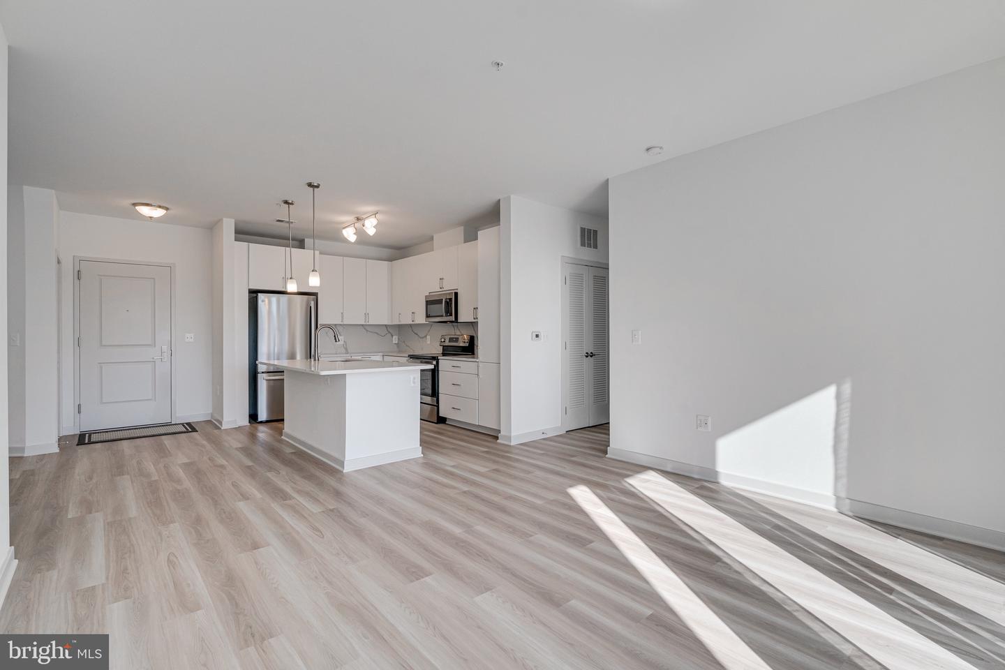 10755 FAIRGROUNDS DR #326, FAIRFAX, Virginia 22030, 2 Bedrooms Bedrooms, ,2 BathroomsBathrooms,Residential,For sale,10755 FAIRGROUNDS DR #326,VAFC2006454 MLS # VAFC2006454