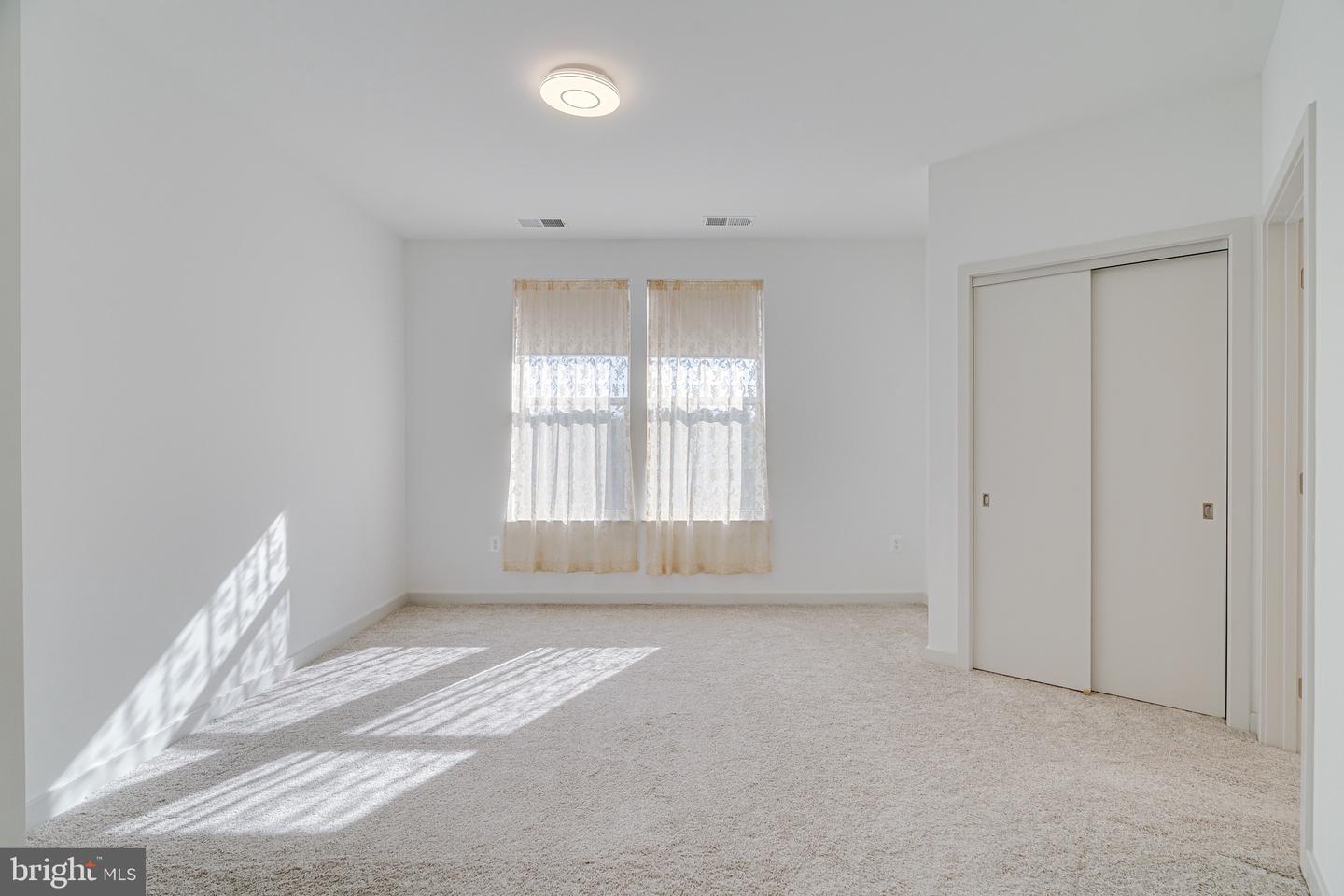 10755 FAIRGROUNDS DR #326, FAIRFAX, Virginia 22030, 2 Bedrooms Bedrooms, ,2 BathroomsBathrooms,Residential,For sale,10755 FAIRGROUNDS DR #326,VAFC2006454 MLS # VAFC2006454