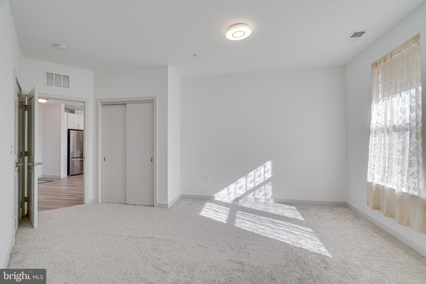 10755 FAIRGROUNDS DR #326, FAIRFAX, Virginia 22030, 2 Bedrooms Bedrooms, ,2 BathroomsBathrooms,Residential,For sale,10755 FAIRGROUNDS DR #326,VAFC2006454 MLS # VAFC2006454