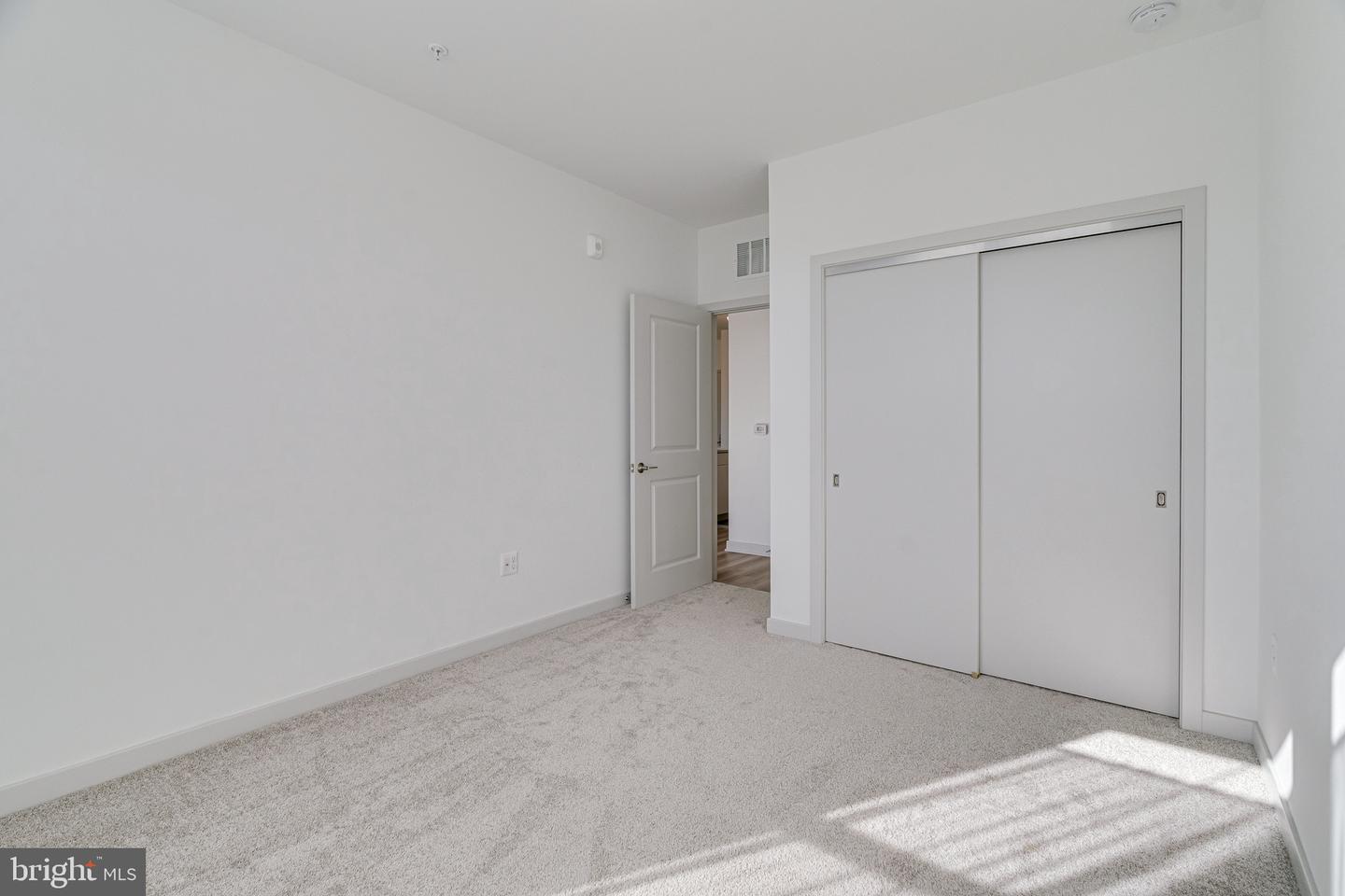 10755 FAIRGROUNDS DR #326, FAIRFAX, Virginia 22030, 2 Bedrooms Bedrooms, ,2 BathroomsBathrooms,Residential,For sale,10755 FAIRGROUNDS DR #326,VAFC2006454 MLS # VAFC2006454
