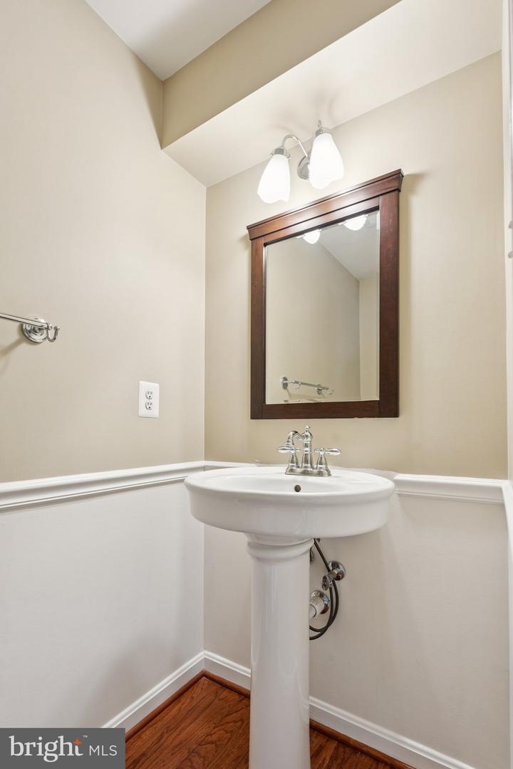 7747 MILFORD HAVEN DR #47D, LORTON, Virginia 22079, 3 Bedrooms Bedrooms, ,2 BathroomsBathrooms,Residential,For sale,7747 MILFORD HAVEN DR #47D,VAFX2247280 MLS # VAFX2247280