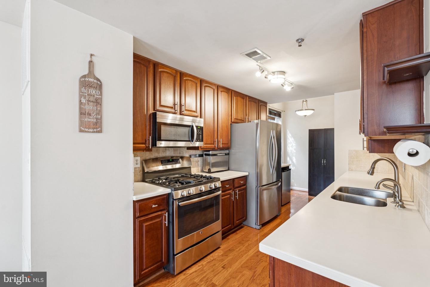 7747 MILFORD HAVEN DR #47D, LORTON, Virginia 22079, 3 Bedrooms Bedrooms, ,2 BathroomsBathrooms,Residential,For sale,7747 MILFORD HAVEN DR #47D,VAFX2247280 MLS # VAFX2247280