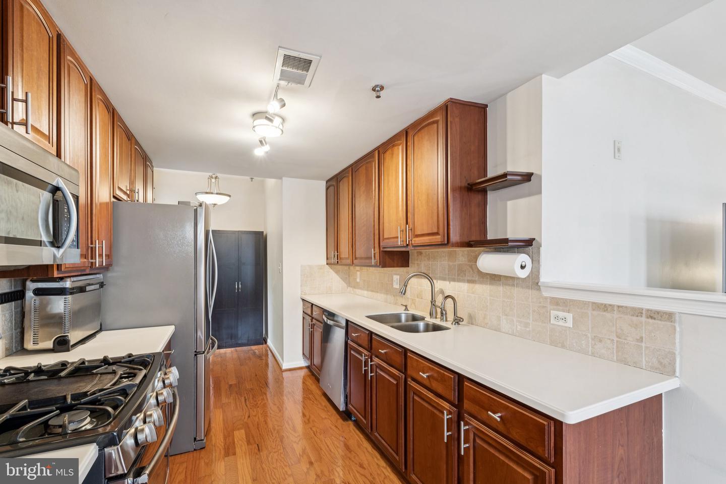 7747 MILFORD HAVEN DR #47D, LORTON, Virginia 22079, 3 Bedrooms Bedrooms, ,2 BathroomsBathrooms,Residential,For sale,7747 MILFORD HAVEN DR #47D,VAFX2247280 MLS # VAFX2247280