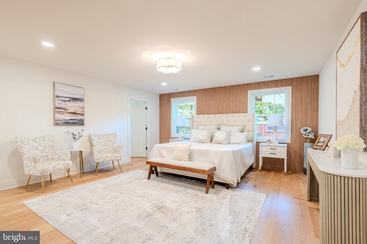 5303 ROLLING RD, SPRINGFIELD, Virginia 22151, 5 Bedrooms Bedrooms, ,5 BathroomsBathrooms,Residential,For sale,5303 ROLLING RD,VAFX2247292 MLS # VAFX2247292