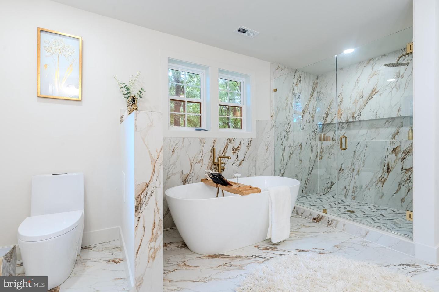 5303 ROLLING RD, SPRINGFIELD, Virginia 22151, 5 Bedrooms Bedrooms, ,5 BathroomsBathrooms,Residential,For sale,5303 ROLLING RD,VAFX2247292 MLS # VAFX2247292