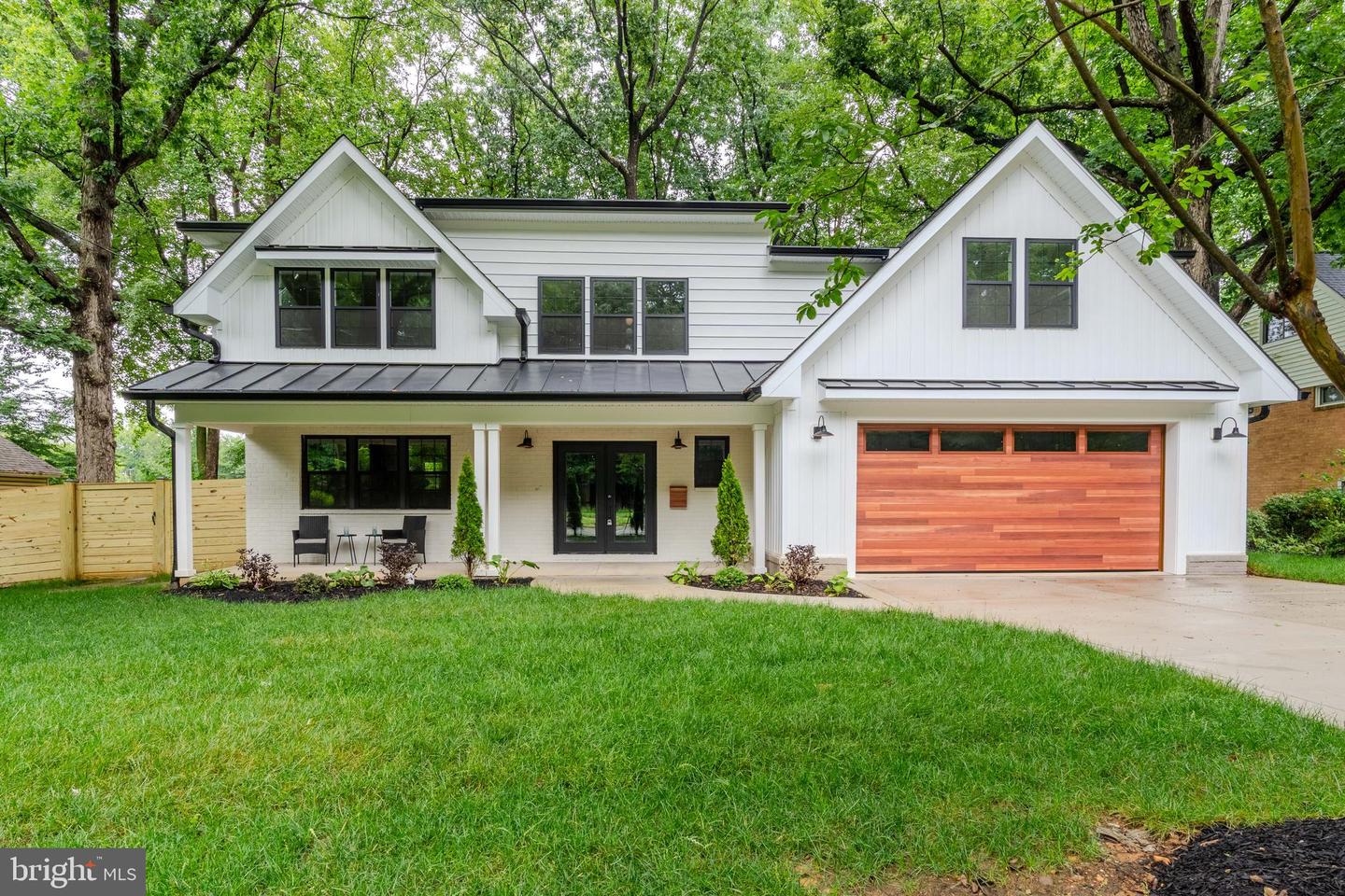 5303 ROLLING RD, SPRINGFIELD, Virginia 22151, 5 Bedrooms Bedrooms, ,5 BathroomsBathrooms,Residential,For sale,5303 ROLLING RD,VAFX2247292 MLS # VAFX2247292