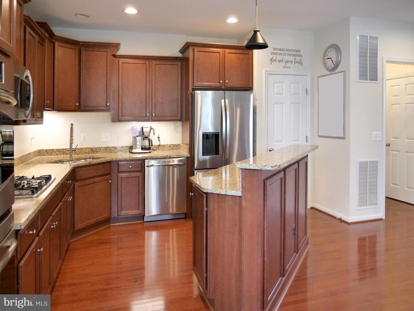 15152 SANTANDER DR, GAINESVILLE, Virginia 20155, 5 Bedrooms Bedrooms, ,4 BathroomsBathrooms,Residential,For sale,15152 SANTANDER DR,VAPW2096988 MLS # VAPW2096988