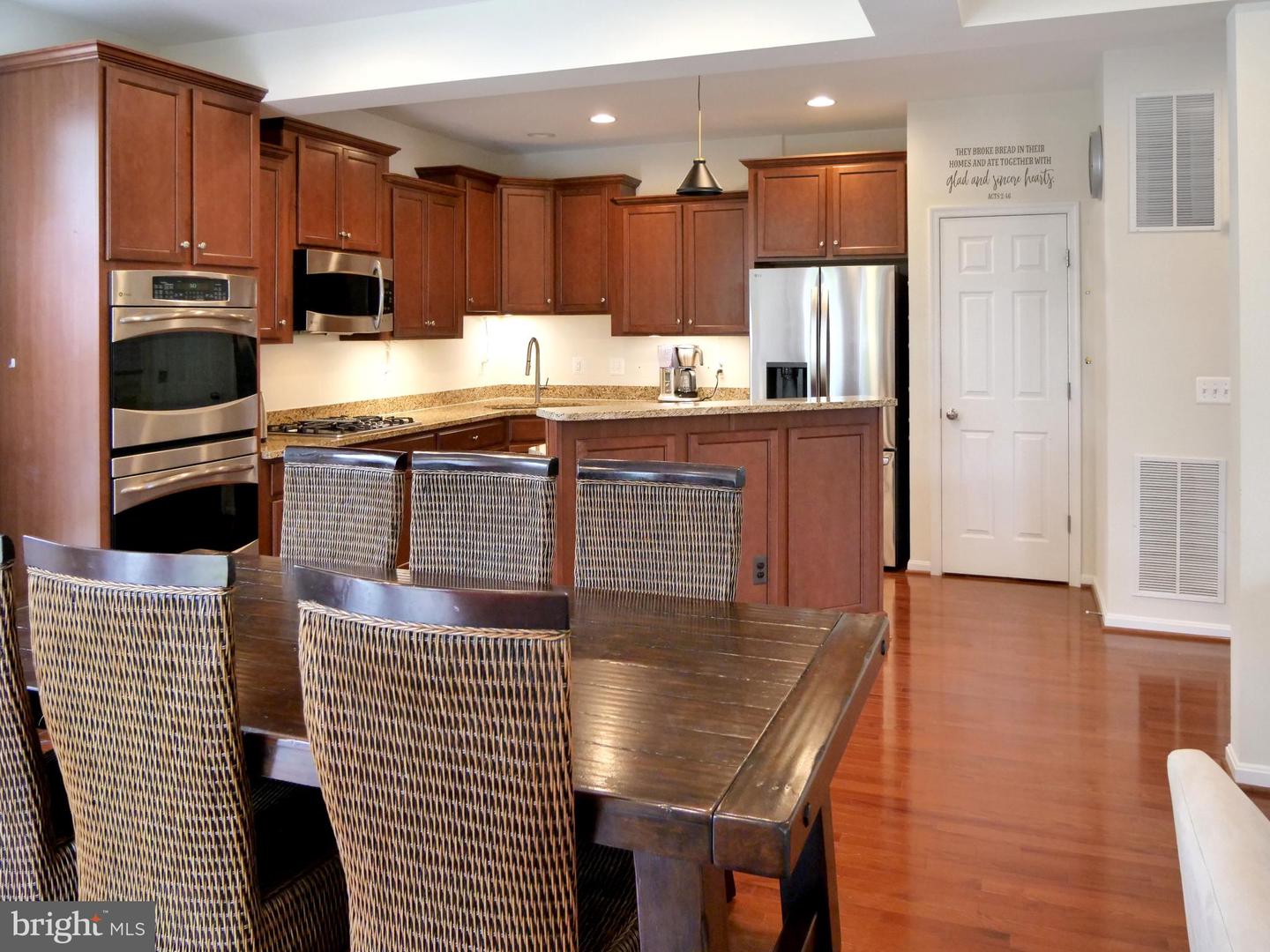 15152 SANTANDER DR, GAINESVILLE, Virginia 20155, 5 Bedrooms Bedrooms, ,4 BathroomsBathrooms,Residential,For sale,15152 SANTANDER DR,VAPW2096988 MLS # VAPW2096988