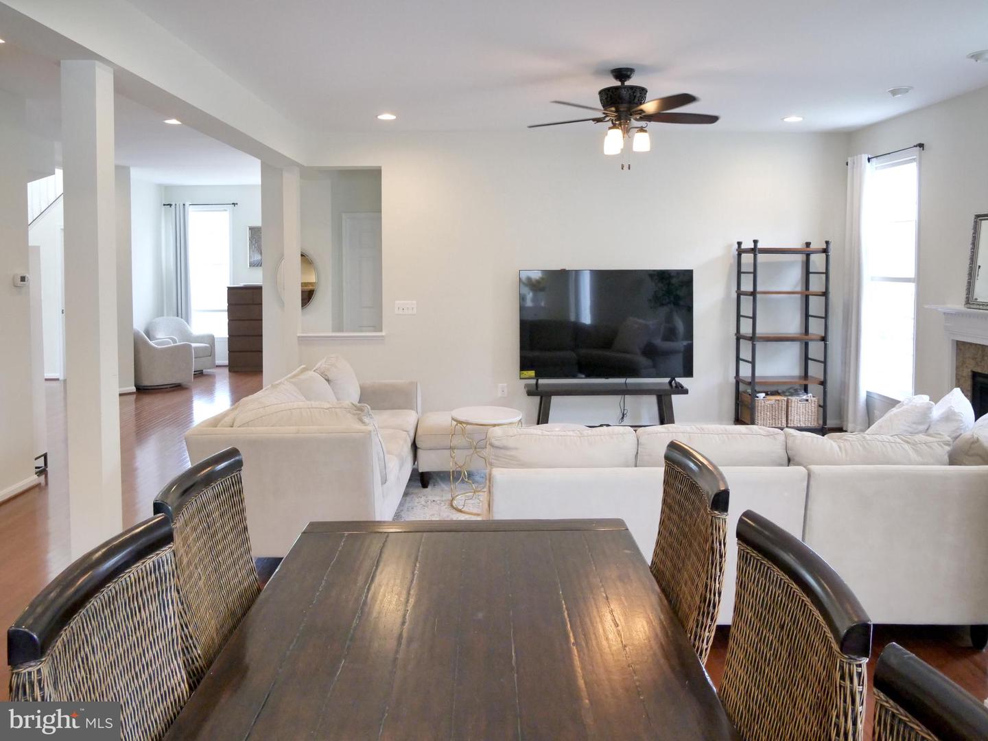 15152 SANTANDER DR, GAINESVILLE, Virginia 20155, 5 Bedrooms Bedrooms, ,4 BathroomsBathrooms,Residential,For sale,15152 SANTANDER DR,VAPW2096988 MLS # VAPW2096988