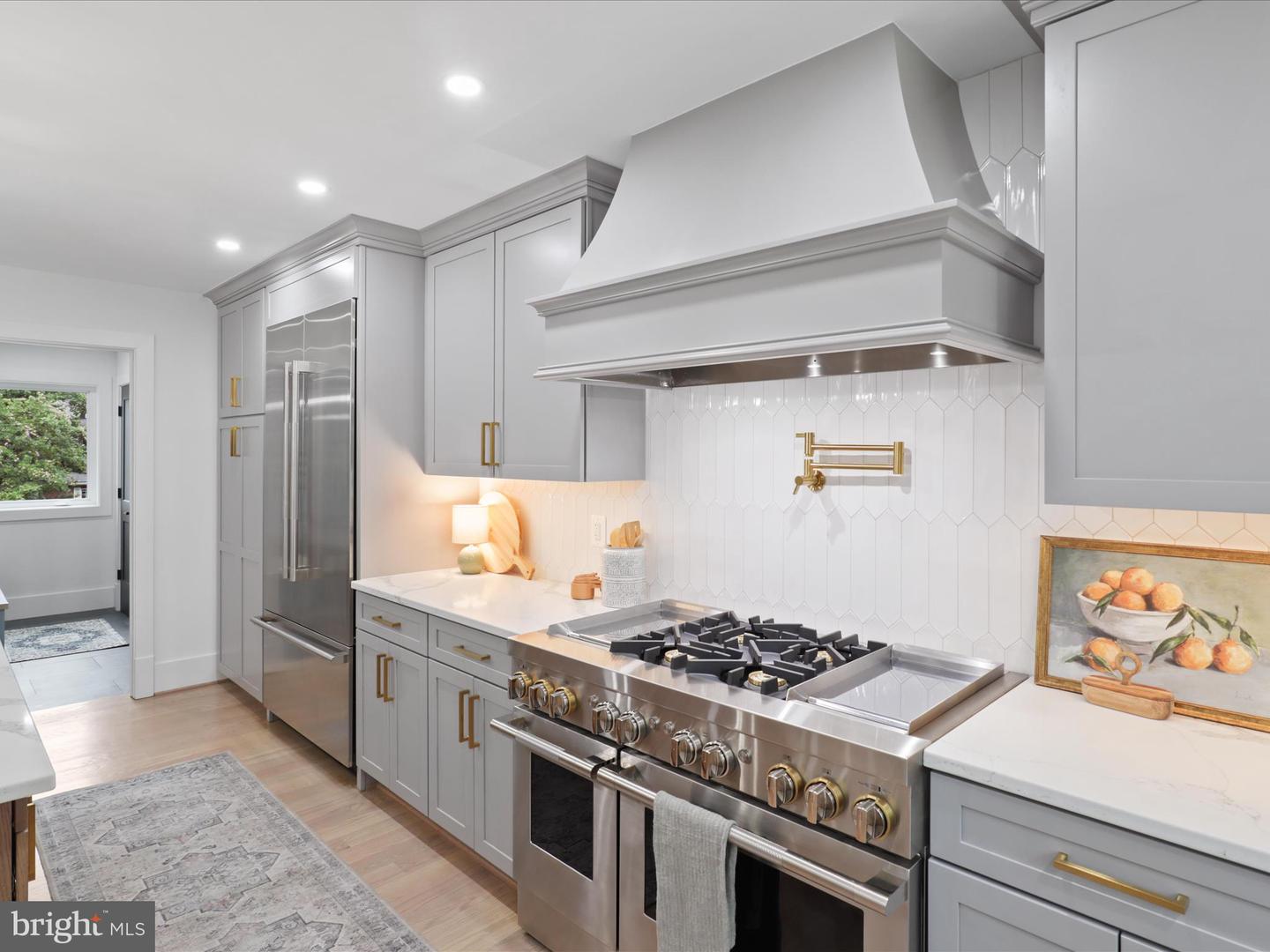 2520 N VERNON ST N, ARLINGTON, Virginia 22207, 5 Bedrooms Bedrooms, ,4 BathroomsBathrooms,Residential,For sale,2520 N VERNON ST N,VAAR2059182 MLS # VAAR2059182