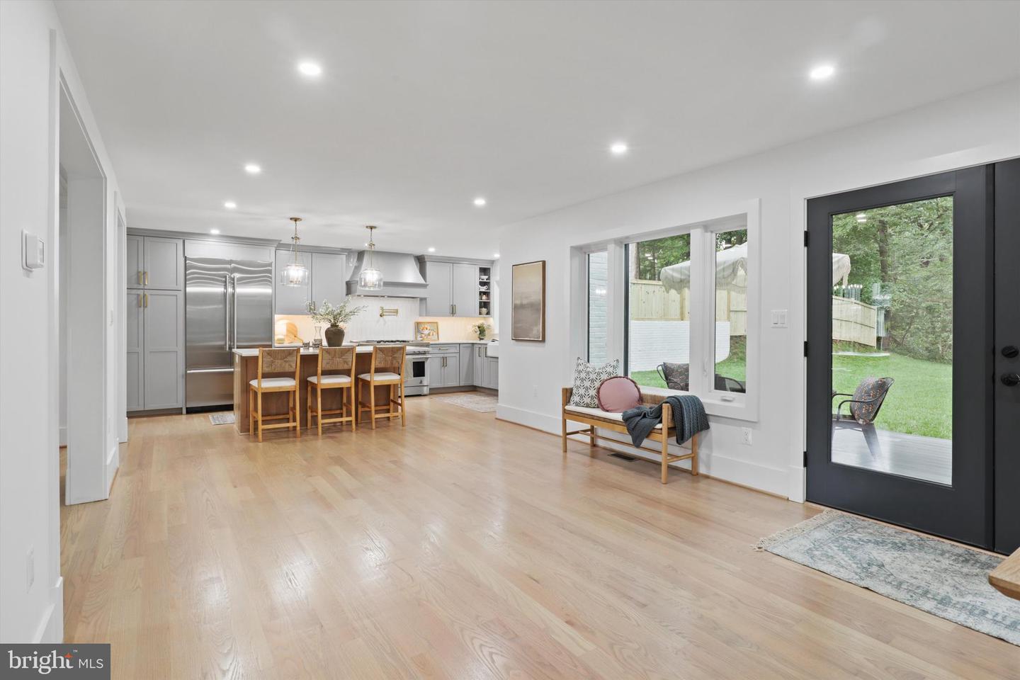 2520 N VERNON ST N, ARLINGTON, Virginia 22207, 5 Bedrooms Bedrooms, ,4 BathroomsBathrooms,Residential,For sale,2520 N VERNON ST N,VAAR2059182 MLS # VAAR2059182