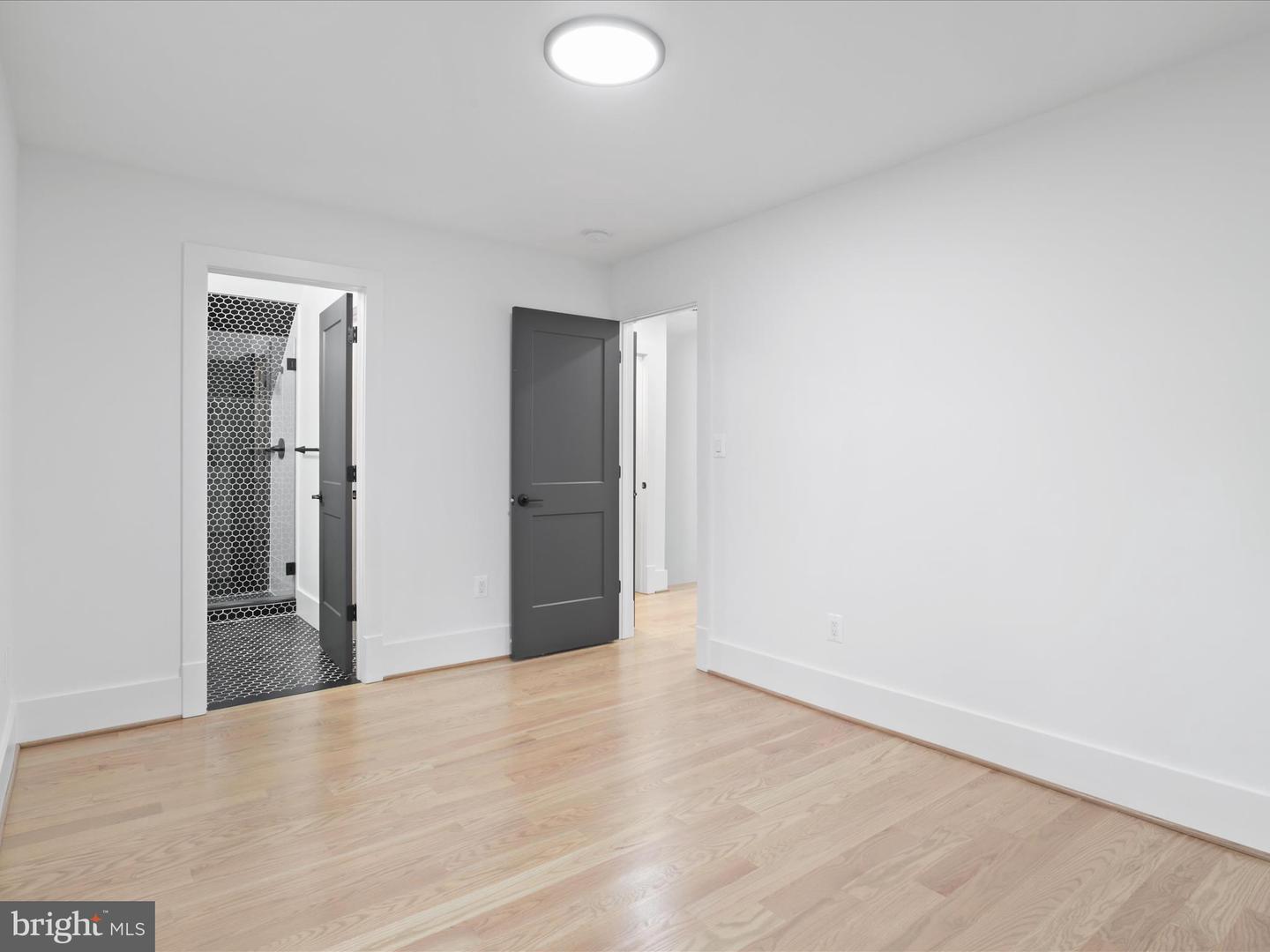 2520 N VERNON ST N, ARLINGTON, Virginia 22207, 5 Bedrooms Bedrooms, ,4 BathroomsBathrooms,Residential,For sale,2520 N VERNON ST N,VAAR2059182 MLS # VAAR2059182