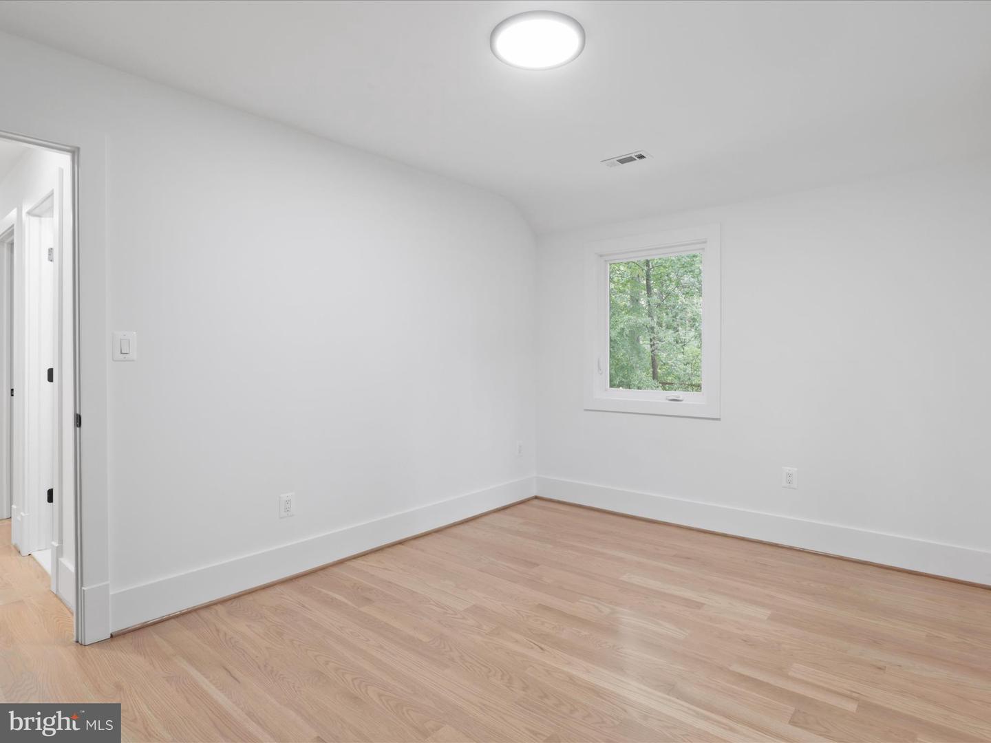 2520 N VERNON ST N, ARLINGTON, Virginia 22207, 5 Bedrooms Bedrooms, ,4 BathroomsBathrooms,Residential,For sale,2520 N VERNON ST N,VAAR2059182 MLS # VAAR2059182