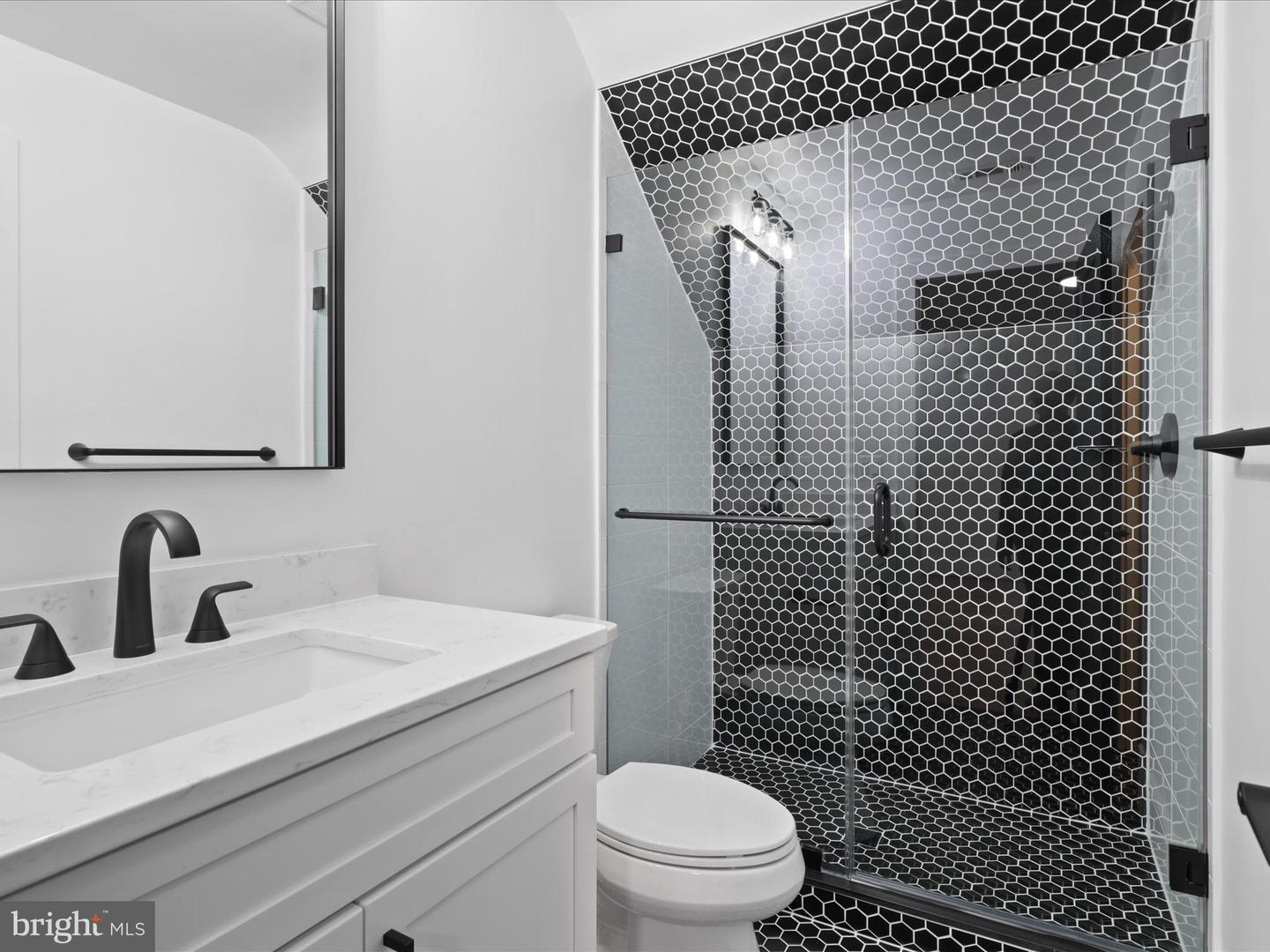 2520 N VERNON ST N, ARLINGTON, Virginia 22207, 5 Bedrooms Bedrooms, ,4 BathroomsBathrooms,Residential,For sale,2520 N VERNON ST N,VAAR2059182 MLS # VAAR2059182