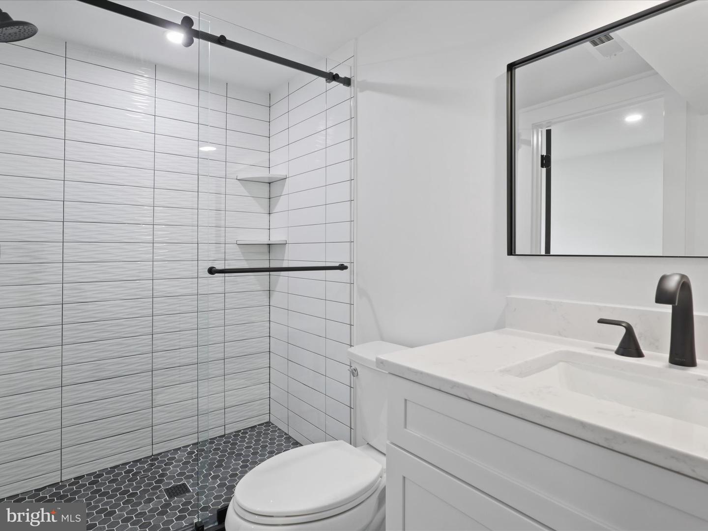 2520 N VERNON ST N, ARLINGTON, Virginia 22207, 5 Bedrooms Bedrooms, ,4 BathroomsBathrooms,Residential,For sale,2520 N VERNON ST N,VAAR2059182 MLS # VAAR2059182