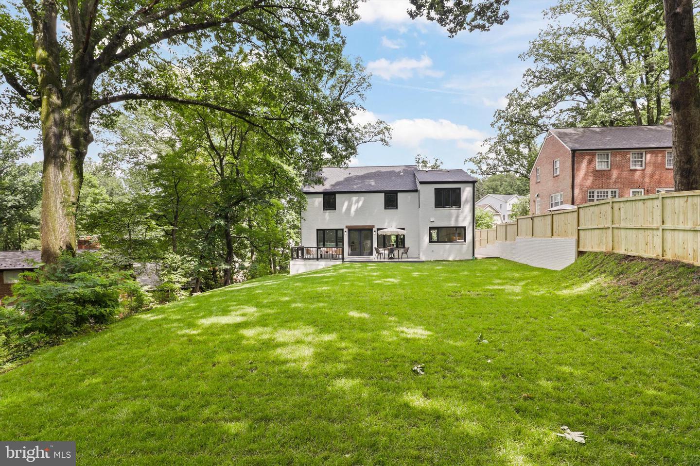 2520 N VERNON ST N, ARLINGTON, Virginia 22207, 5 Bedrooms Bedrooms, ,4 BathroomsBathrooms,Residential,For sale,2520 N VERNON ST N,VAAR2059182 MLS # VAAR2059182