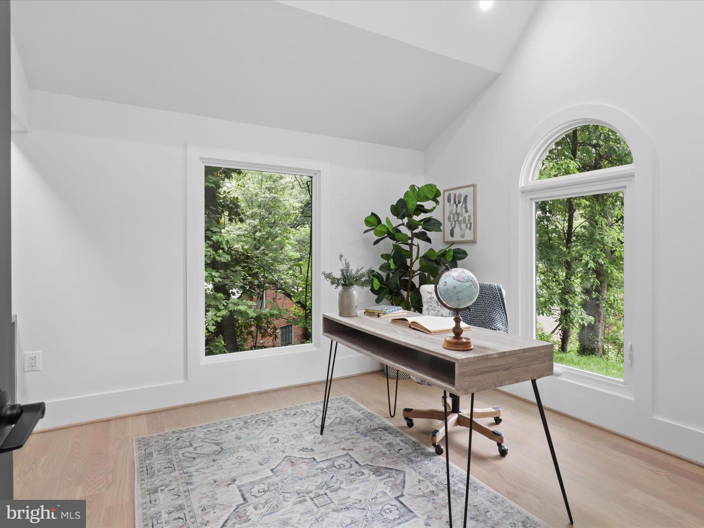 2520 N VERNON ST N, ARLINGTON, Virginia 22207, 5 Bedrooms Bedrooms, ,4 BathroomsBathrooms,Residential,For sale,2520 N VERNON ST N,VAAR2059182 MLS # VAAR2059182