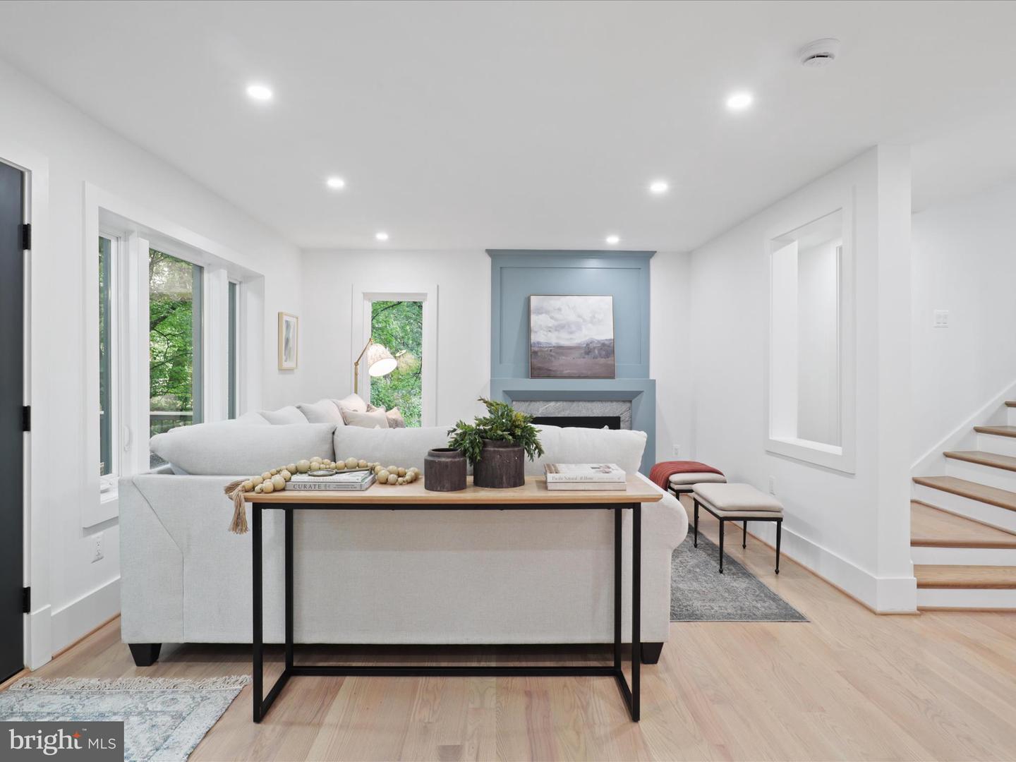 2520 N VERNON ST N, ARLINGTON, Virginia 22207, 5 Bedrooms Bedrooms, ,4 BathroomsBathrooms,Residential,For sale,2520 N VERNON ST N,VAAR2059182 MLS # VAAR2059182