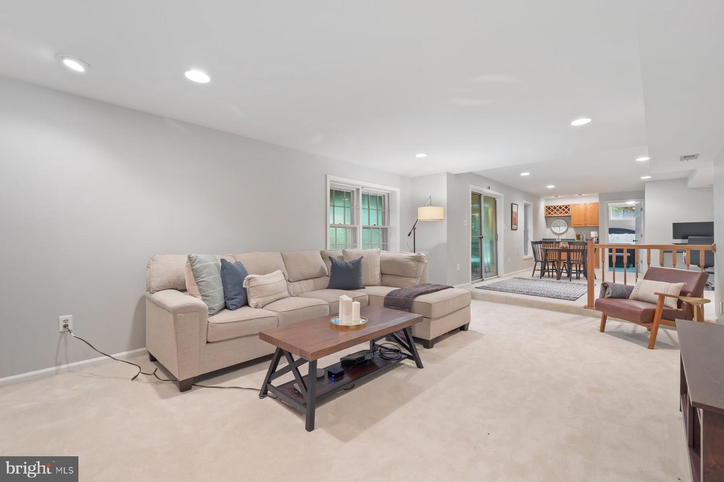 9123 LAKELAND VALLEY CT, SPRINGFIELD, Virginia 22153, 5 Bedrooms Bedrooms, ,3 BathroomsBathrooms,Residential,For sale,9123 LAKELAND VALLEY CT,VAFX2247402 MLS # VAFX2247402